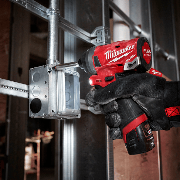 M12B2 Milwaukee M12™ REDLITHIUM™-ION 2.0Ah Compact Battery – Collins ...